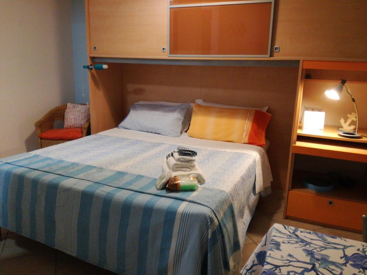 Bed and Breakfast Goccia Azzurra Silvi Marina Esterno foto
